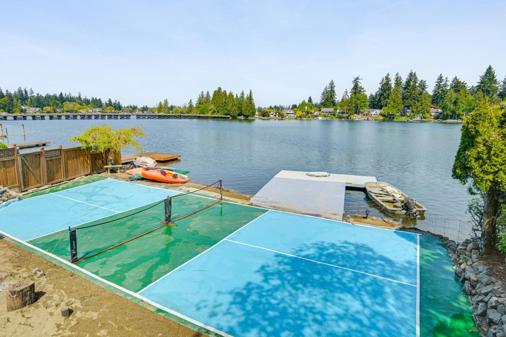 Tacoma Home On Steilacoom Lake With Dock! Ngoại thất bức ảnh